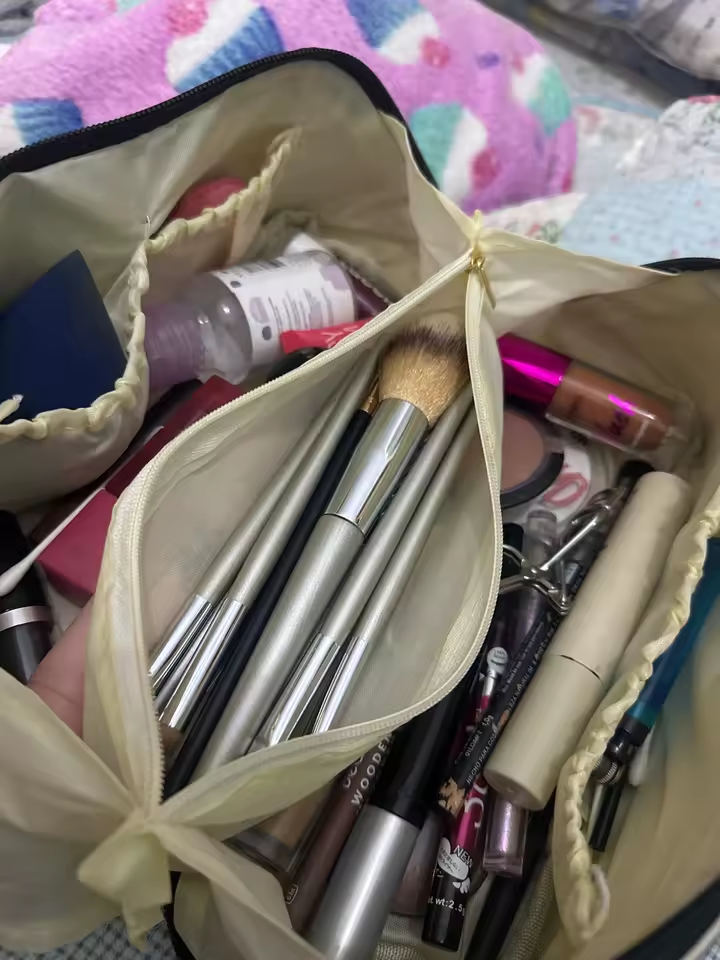 Customer photo of the pink organiser